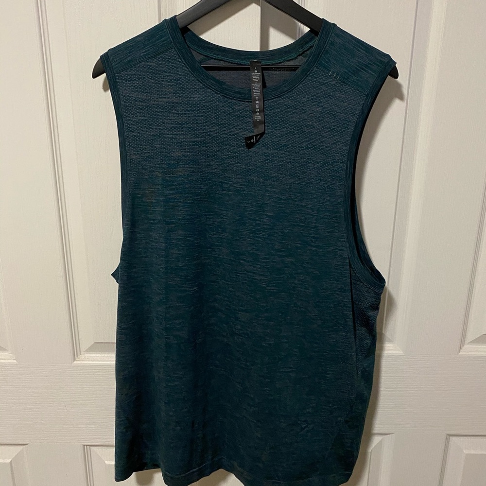 Lululemon tank top